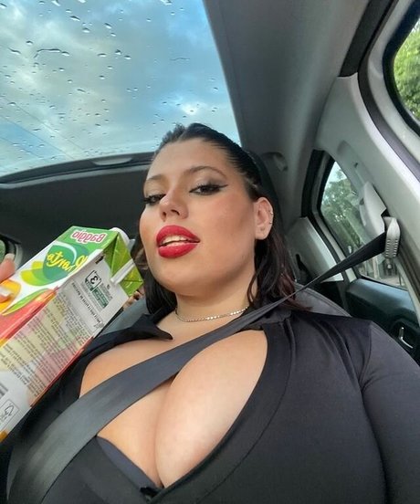 Foto di nudo di fuga di OnlyFans di Victoria Zoto