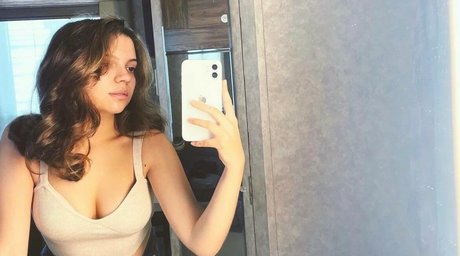 Foto di nudo di fuga di OnlyFans di Cree Cicchino