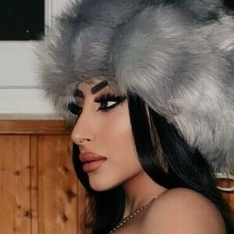 Foto di nudo di fuga di OnlyFans di Inescatarina