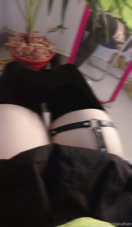 Foto di nudo di fuga di OnlyFans di Jeanalban
