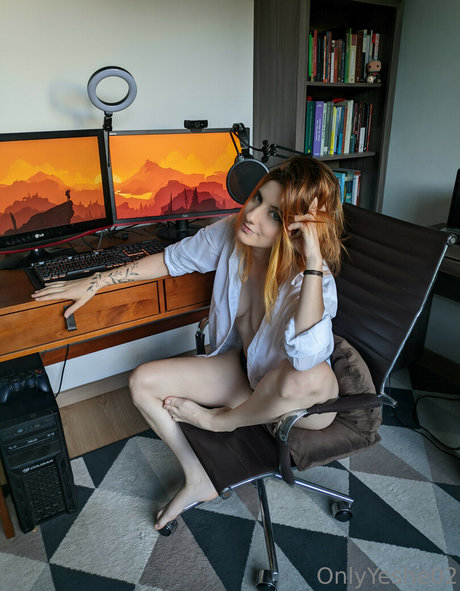 Foto di nudo di fuga di OnlyFans di Amanda Atkinson