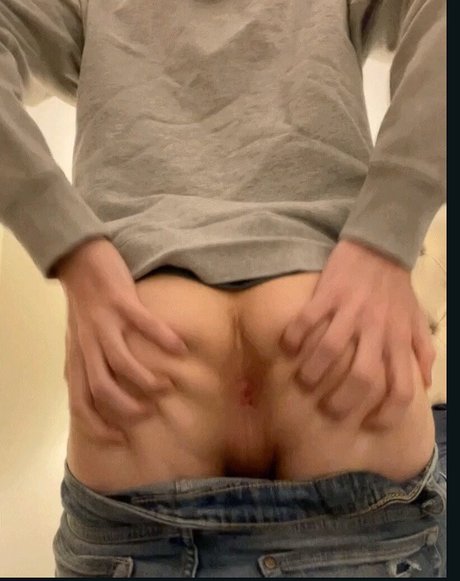 Foto di nudo di fuga di OnlyFans di Garcondejour