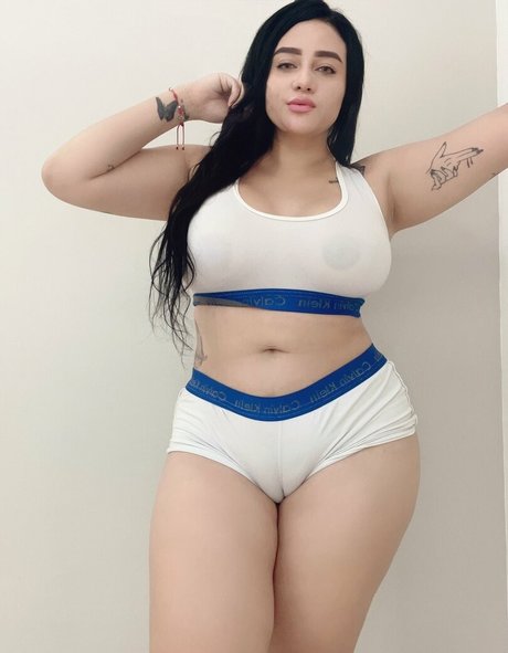 Foto di nudo di fuga di OnlyFans di Shersolangel