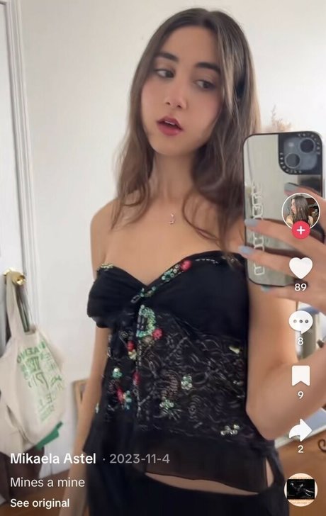 Foto di nudo di fuga di OnlyFans di Mikaela Astel