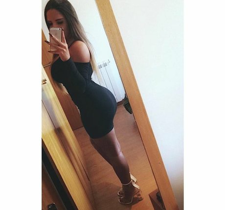 Foto di nudo di fuga di OnlyFans di Kika