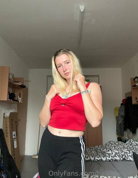 Haleyrose69