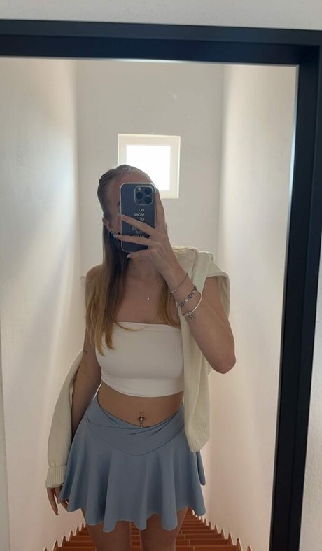 Foto di nudo di fuga di OnlyFans di Lenaahdl