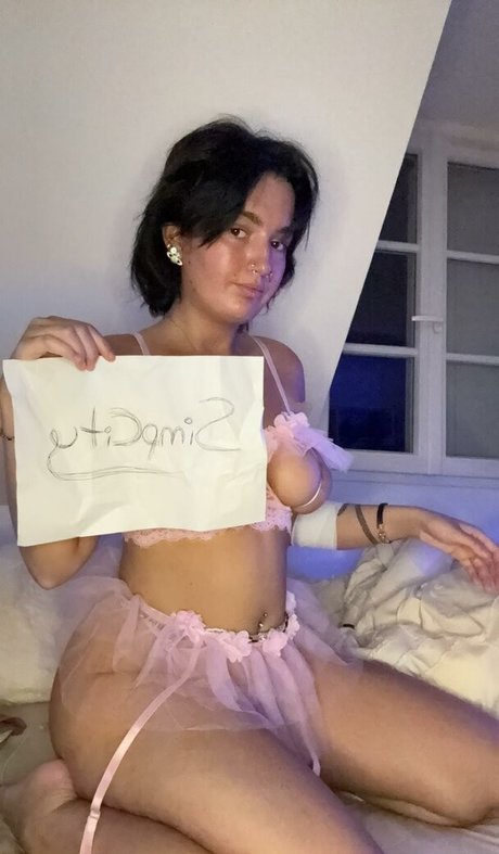 Foto di nudo di fuga di OnlyFans di Donnamgl