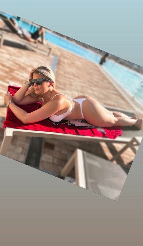 Foto di nudo di fuga di OnlyFans di Miss Volaera