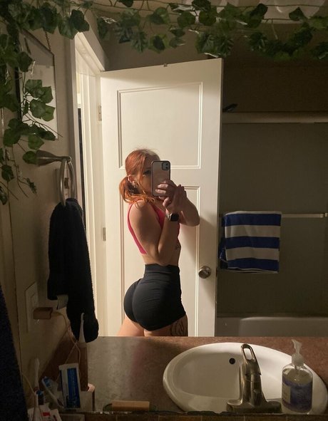 Foto di nudo di fuga di OnlyFans di Magpiiee