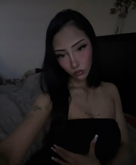 Foto di nudo di fuga di OnlyFans di Nephilimburial