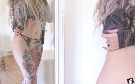Foto di nudo di fuga di OnlyFans di Vehera Sg