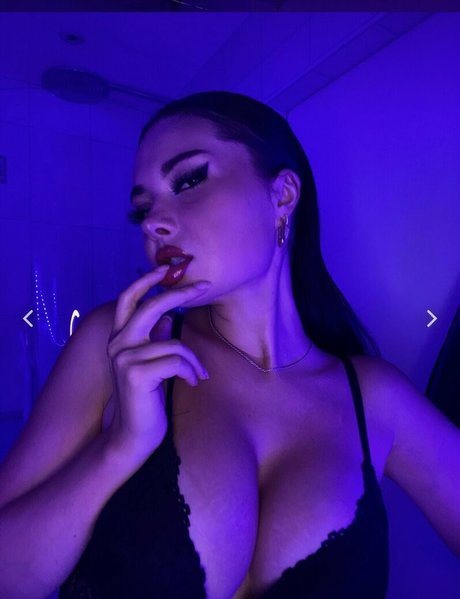 Ana Whiterose