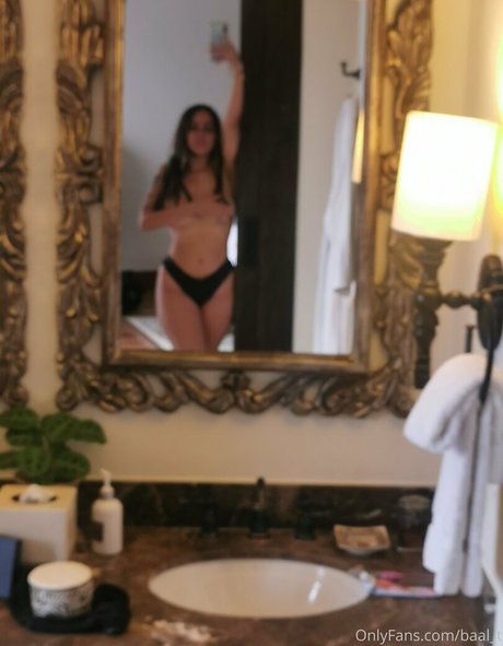 Foto di nudo di fuga di OnlyFans di Baalt