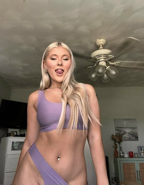 Foto di nudo di fuga di OnlyFans di Savannahwray