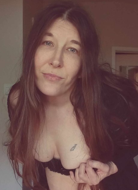 Foto di nudo di fuga di OnlyFans di Homeschoolannie