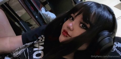 Foto di nudo di fuga di OnlyFans di Franviolet