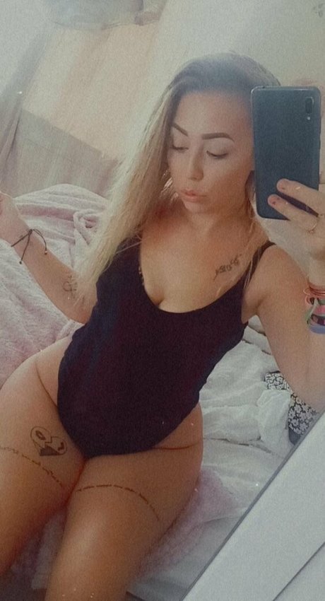 Foto di nudo di fuga di OnlyFans di Amysonly145