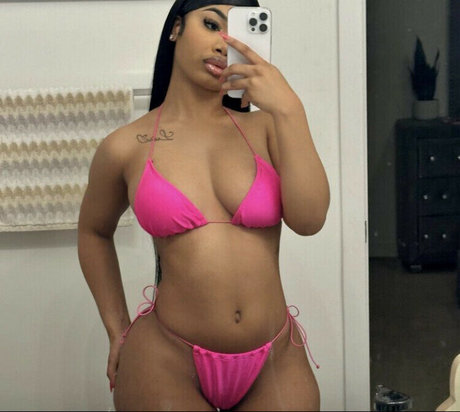 Foto di nudo di fuga di OnlyFans di Tatiana Chanell