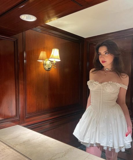Foto di nudo di fuga di OnlyFans di Sophie Silva