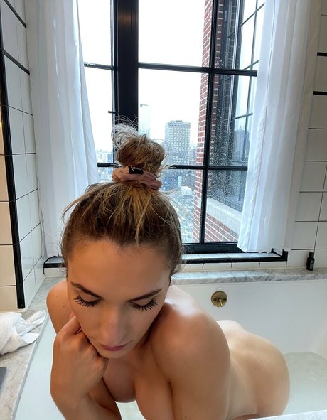 Foto di nudo di fuga di OnlyFans di Sammy Taylor