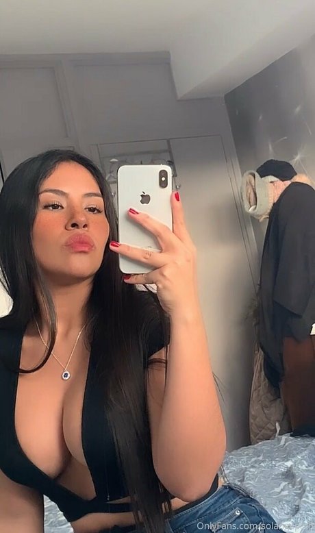 Foto di nudo di fuga di OnlyFans di Solangepstn