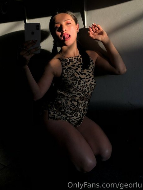 Foto di nudo di fuga di OnlyFans di Georlu