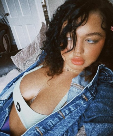 Foto di nudo di fuga di OnlyFans di Caravernon