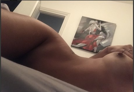 Foto di nudo di fuga di OnlyFans di Senioritarose