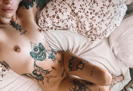 Foto di nudo di fuga di OnlyFans di The Omen