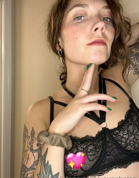 Foto di nudo di fuga di OnlyFans di Xoxochelsq