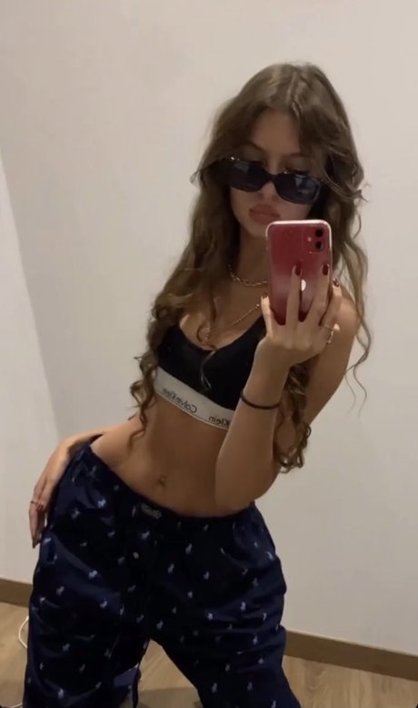 Foto di nudo di fuga di OnlyFans di Lea