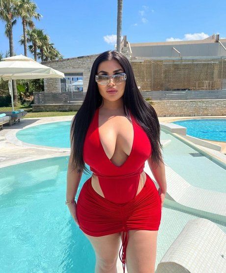 Foto di nudo di fuga di OnlyFans di Nasim Morales