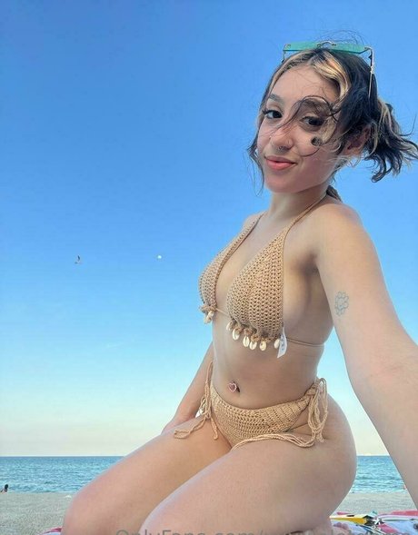 Foto di nudo di fuga di OnlyFans di Violet Gems