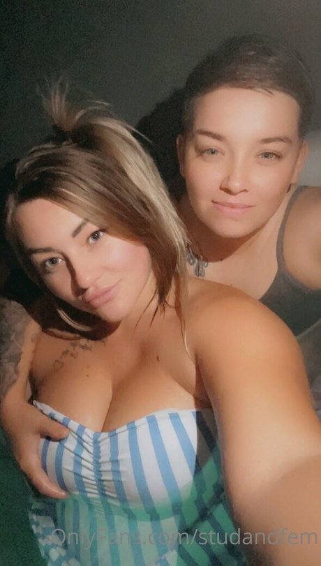 Reallesbiansx