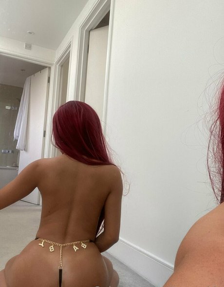 Foto di nudo di fuga di OnlyFans di Toraauldx