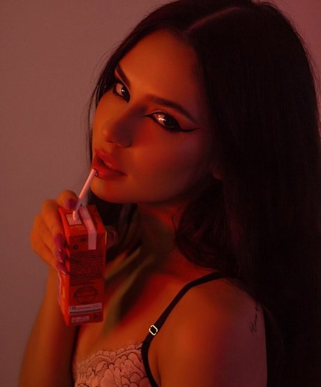 Foto di nudo di fuga di OnlyFans di Poliana Arapiraca