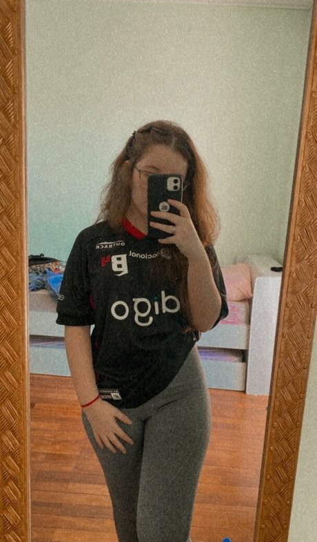Foto di nudo di fuga di OnlyFans di Julihcsgo