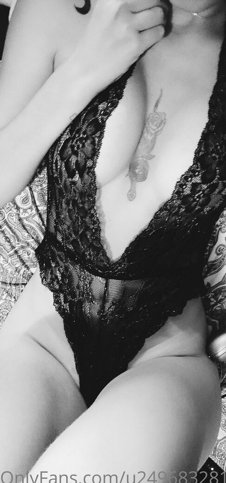 Foto di nudo di fuga di OnlyFans di Imfaceofff
