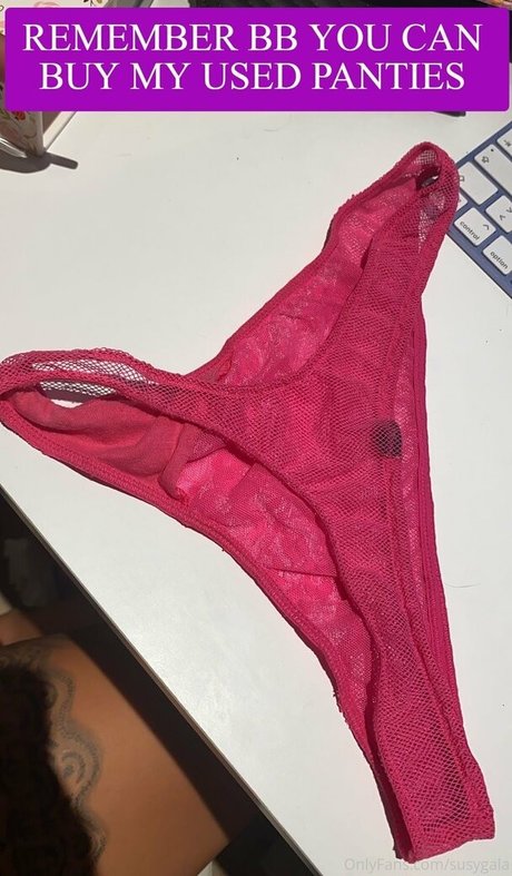 Foto di nudo di fuga di OnlyFans di Susygala