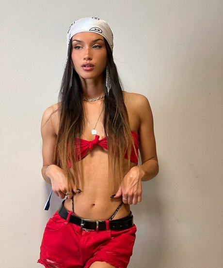 Foto di nudo di fuga di OnlyFans di Danit Tal