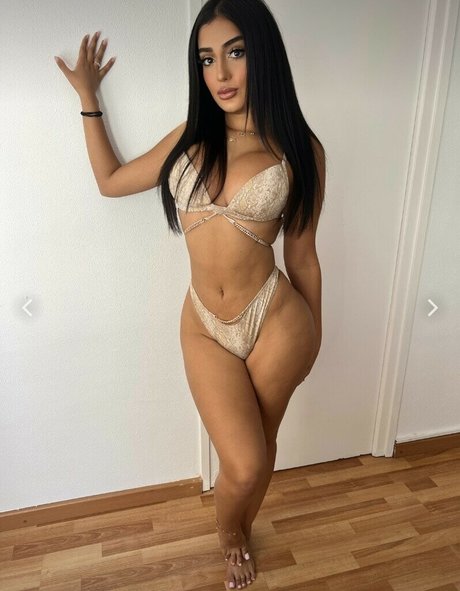 Foto di nudo di fuga di OnlyFans di Spicy Mimi