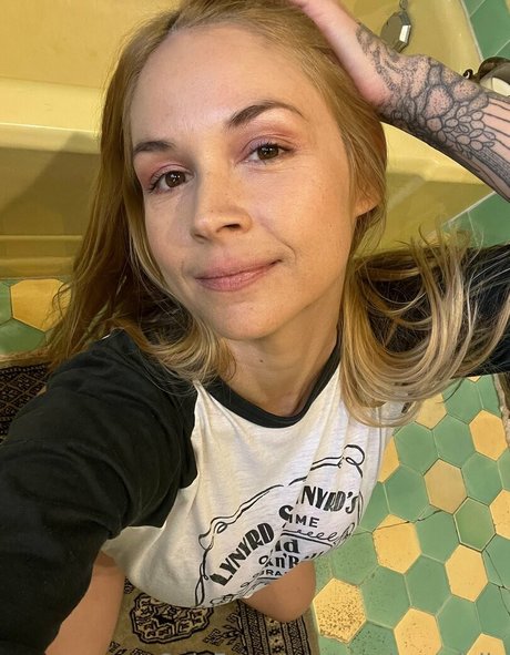 Foto di nudo di fuga di OnlyFans di Sarahvandella