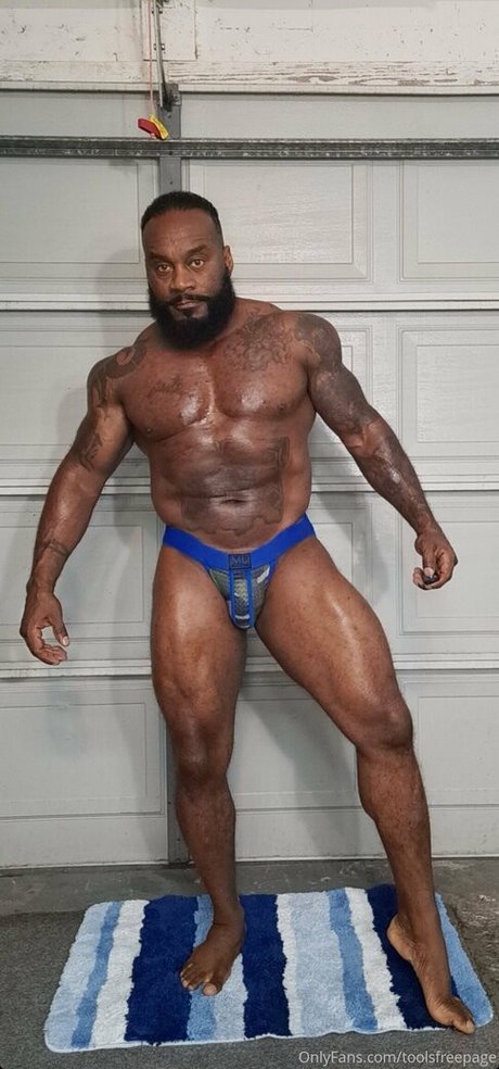 Toolsfreepage Foto di nudo di fuga di OnlyFans di Toolsfreepage #264