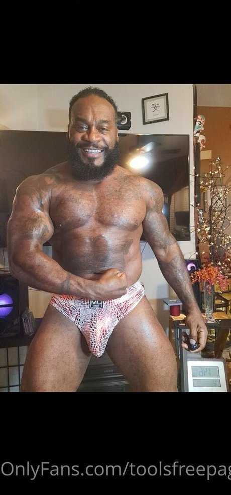 Toolsfreepage Foto di nudo di fuga di OnlyFans di Toolsfreepage #270