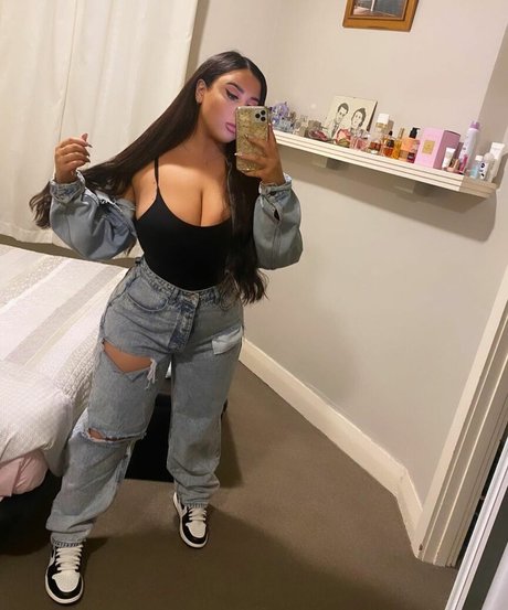 Foto di nudo di fuga di OnlyFans di Maria Luisa