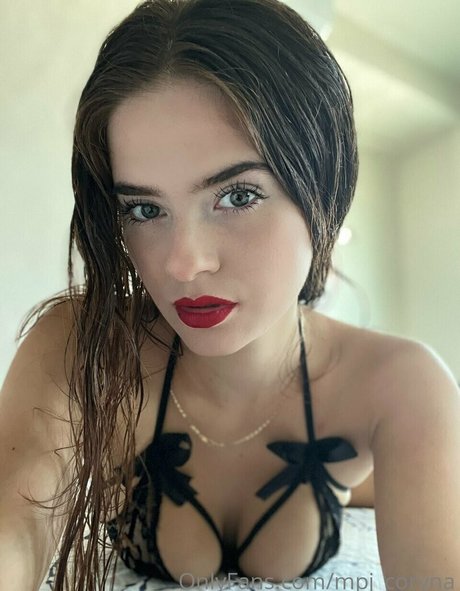 Foto di nudo di fuga di OnlyFans di Coryna Ponce