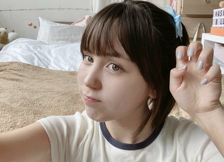 Foto di nudo di fuga di OnlyFans di Asmr Bluekatie