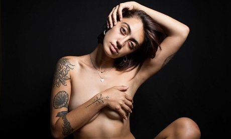 Foto di nudo di fuga di OnlyFans di Ariel Tsarfati