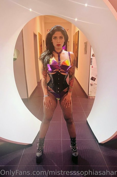 Mistresssophiasahara